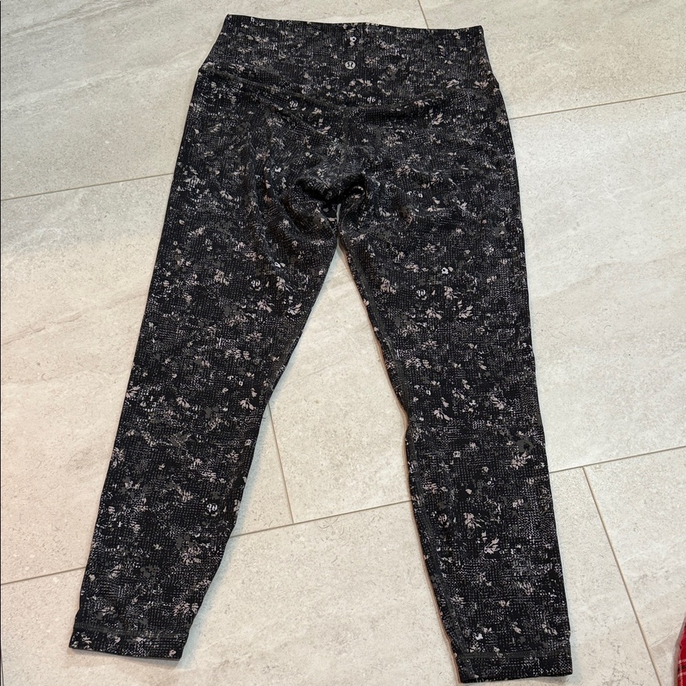 Lululemon Athletica Black Patterned Leggings